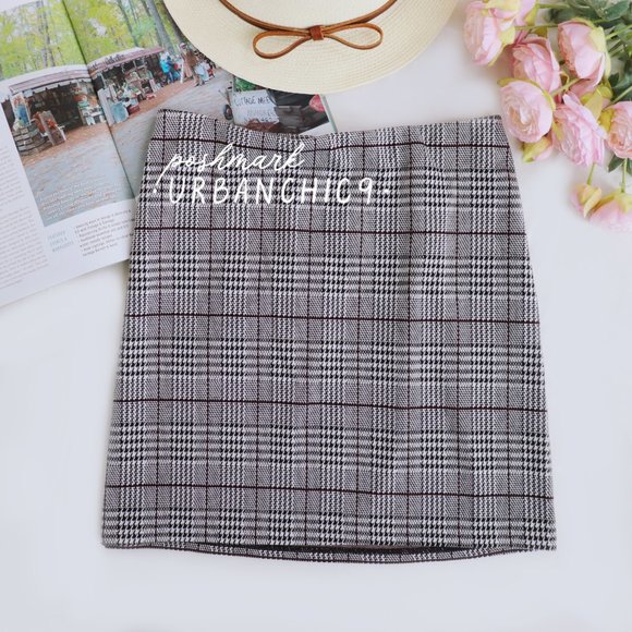 H&M Houndstooth Plaid Mini Jersey Skirt size S - Picture 2 of 8